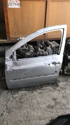RENAULT CLİO 3 SOL ÖN KAPI