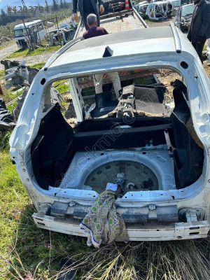 NİSSAN QASHQAİ ÇIKMA KASA KUPA