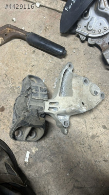 2018 RENAULT MEGANE 4 ÇIKMA ORJİNAL MOTOR KULAGI