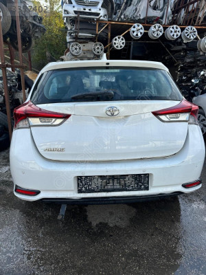2017 Toyota Auris Kapı Bağaj Tavan Tampon Çıkma Hurda Araç