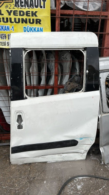 FİAT DOBLO 4 SOL SÜRGÜ KAPI