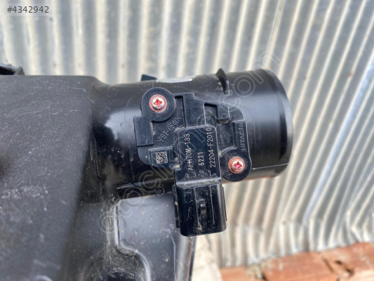 TOYOTA COROLLA YARİS C-HR HAVA AKIŞ SENSÖRÜ ORİJİNAL 22204-f2010