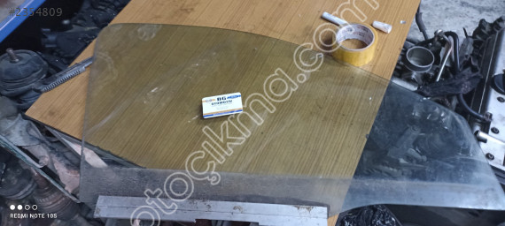 Opel Corsa b sağ ön kapı camı çıkma orjinal