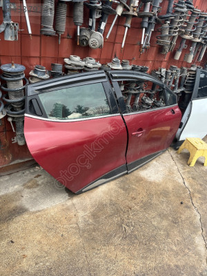 RENAULT CLİO 4 SAĞ KAPILAR