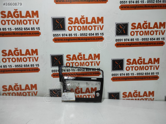 VW GOLF 7.5 ÇIKMA ORTA TEYİP ÇERÇEVESİ OEM; 5G1819743