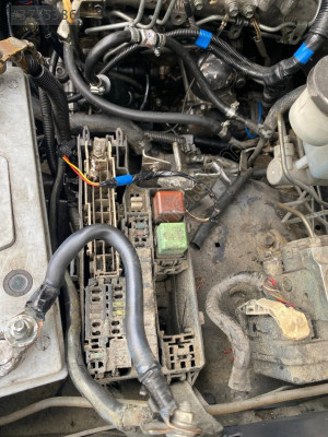 TOYOTA HİLUX 2006-2011 SİGORTA KUTUSU                 (XS2104S25)