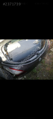 Renault Megan 3 arka bagaj silecek kolu