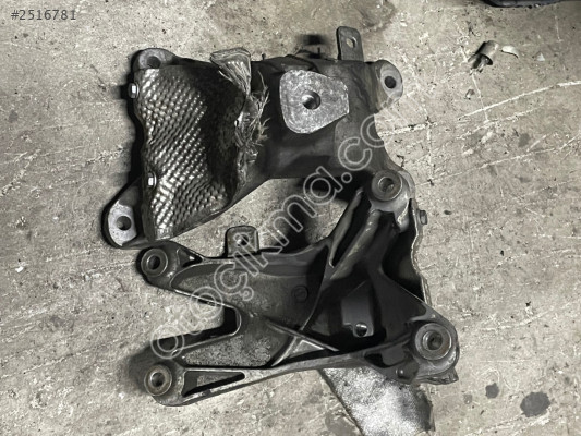 8K0199388 A4 S4 B8 A5 S5 SOL MOTOR KULAĞI ORJİNAL ÇIKMA