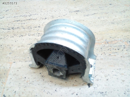 7H0199848D Transporter T5 T6 Motor Kulaği ÖN