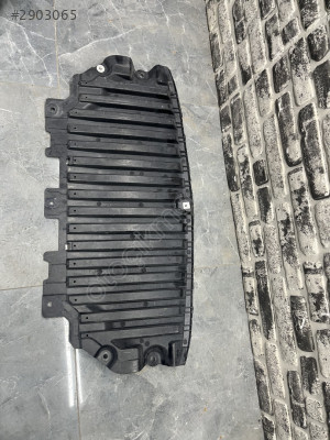 Mercedes w222 s class ön tampon alt muhavaza alt yarasa