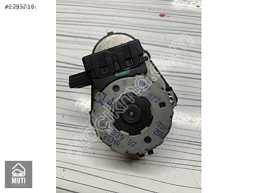 AC ISITICI KAPAK AKTÜATÖR MOTORU 8391377 BMW E38 740I