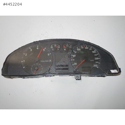 Audi A4 Kilometre Saati Gösterge Paneli 8D0919033L