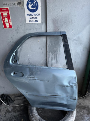 Fiat albea sağ arka kapı