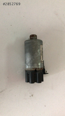 VOLVO S60 SAĞ ÖN KOLTUK AYAR MOTORU