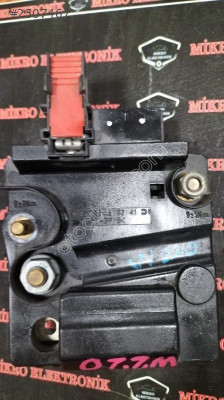220 546 02 41 Mercedes-Benz Akü Kablo Konnektörü