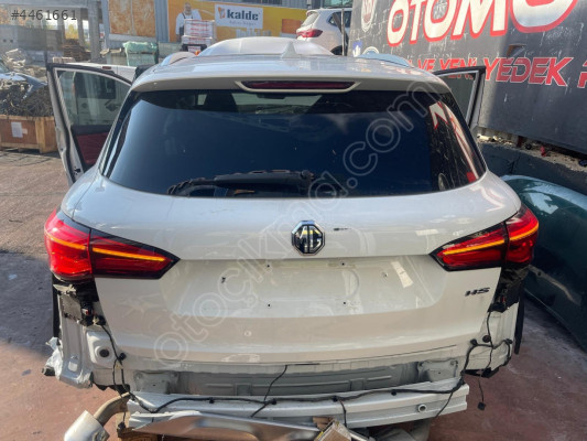 MG HS BAGAJ KAPAĞI HATASIZ DOLU 2.314 KM