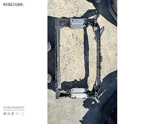 01779982X AUDİ A6 C8 ÖN PANEL