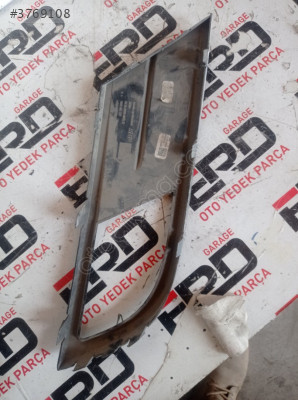 VW JETA SAG SİS FAR ÇERÇEVESİ 5c6853666e
