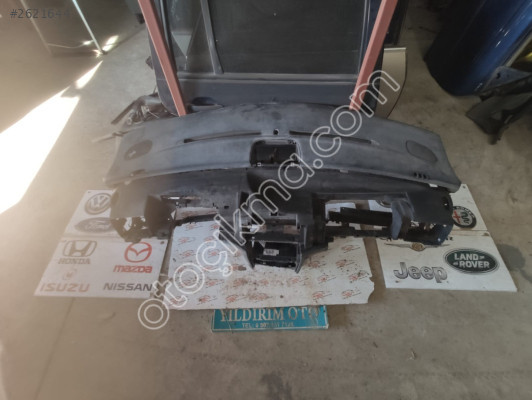 PEUGEOT 307 ÖN GÖĞÜS