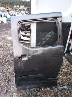 PEUGEOT RİFTER SOL ARKA KAPI ORİJİNAL ÇIKMA