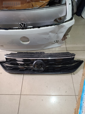 Volkswagen taigo ön panjur ışıklı orjinal çıkma parça