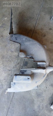 Peugeot 301 çıkma arka davlumbaz
