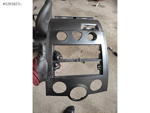 Radyo Çerçevesi Megane 2 Gri 8200491109