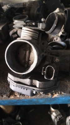 Audi A4 B5 1,8T  408237/211/002 gaz kelebeği