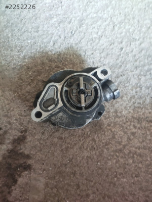 Peugeot 307 çıkma vakum pompası