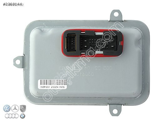 C Sınıfı W204 2008-2010 A2048700126 XENON FAR BEYNİ KODL