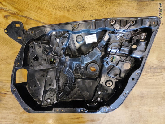 MERCEDES C 2014-2018 W205 SOL ÖN CAM MEKANİZMASI A2057204923