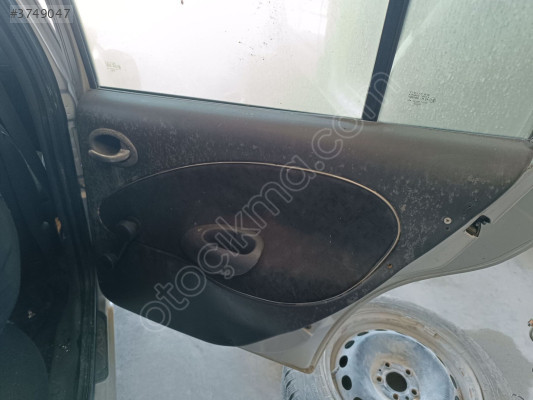 FORD FİESTA SAĞ ARKA KAPI DÖŞEMESİ ORJİNAL ÇIKMA