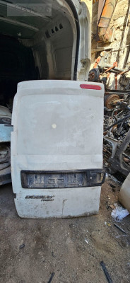 Doblo Geniş Aile sol bagaj kapağı