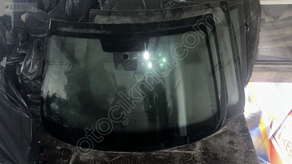 2014-2017 SKODA OCTAVİ ÖN CAM ORJ ÇIKMA