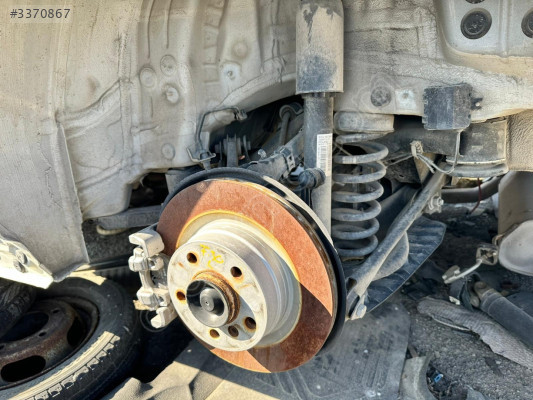 BMW 320 F30 ALT TAKIM ARKA DİNGİL ÜÇEL OTO ÇIKMA BURSA
