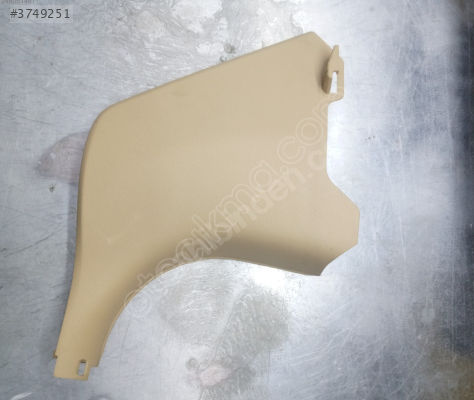BMW F30 SAĞ TORPİDO ALTI BAKALİT