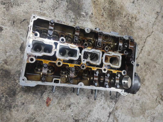 Alfa Romeo 147 156 Silindir kapağı 60599491 silindir kapak
