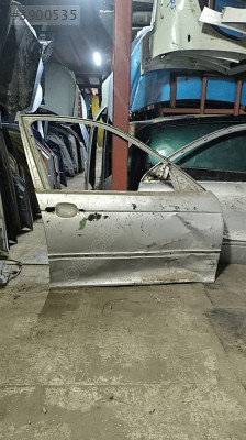 BMW E46 sağ ön kapı