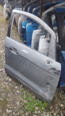 FORD ECOSPORT SAĞ ÖN KAPI ÇIKMA ORJİNAL