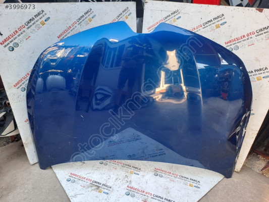 Renault Clio 5 motor kaputu (az hasarlı ) mavi renk