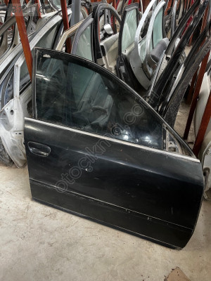 Audi A6 sağ ön kapı