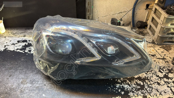 MERCEDES E SERİ W212 MAKYAJLI LED SAĞ FAR