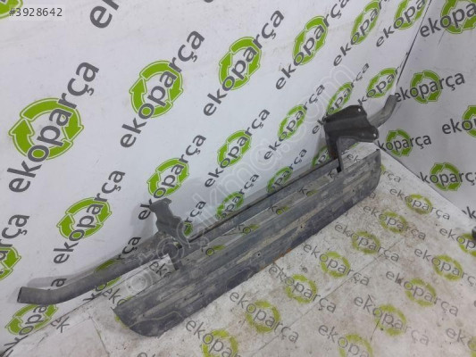 MERCEDES SPRİNTER 2019 2024  ARKA TAMPON BASAMAĞI A9075230200