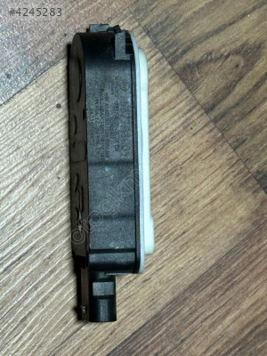 5877R1001  9818171680 PEUGEOT CITROEN HAVA YONLENDIRME MOTORU