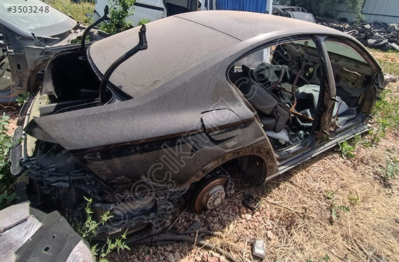 VOLKSWAGEN PASSAT B8 KESME TAVAN ARKA ÜÇEL OTO ÇIKMA BURSA