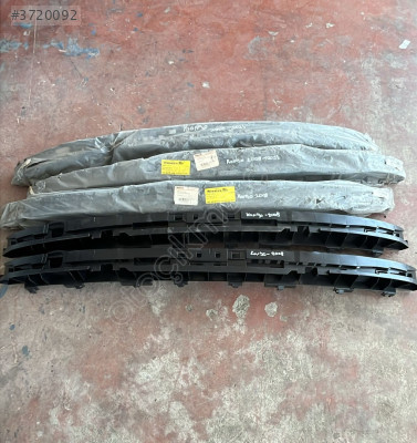 Renault Kango 2008-2013 ön tampon demiri