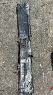 2013 FORD CONNECT 1.8 75 LİK E5 ÖN CAM ELEĞİ ALTI