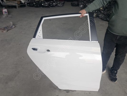 2020/2024 HYUNDAİ İ20 BEYAZ SAĞ ARKA KAPI ORJINAL GÖÇÜKLÜK