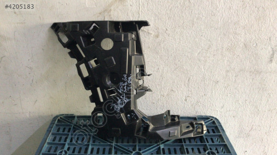 PEUGEOT 408 SAĞ ÖN TAMPON BRAKETİ ÇIKMA ORJİNAL YEDEK PARÇA