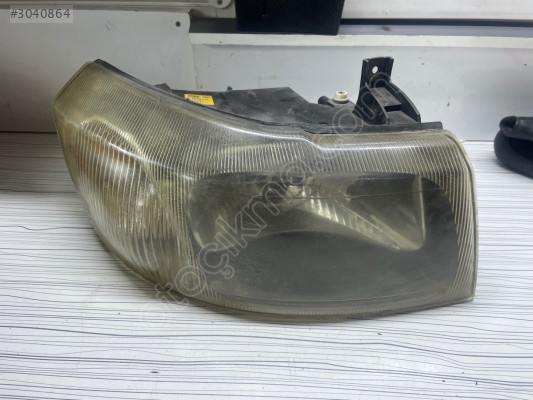 FORD TRANSİT V184 SAĞ ÖN FAR SÖKME TEMİZ